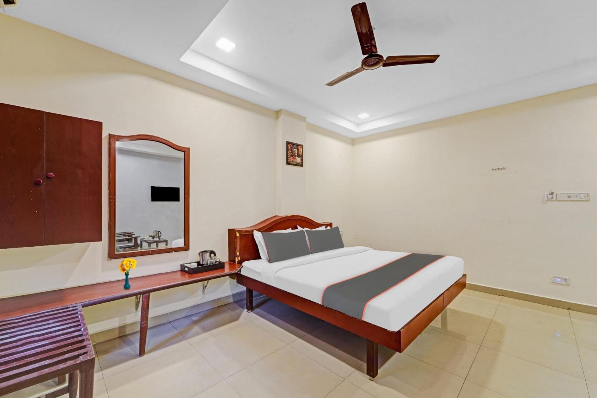 Super Townhouse G Silver Hotels Mount Road Chennai Luaran gambar