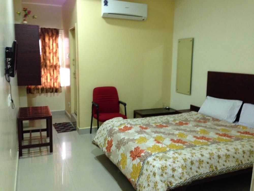 Super Townhouse G Silver Hotels Mount Road Chennai Luaran gambar